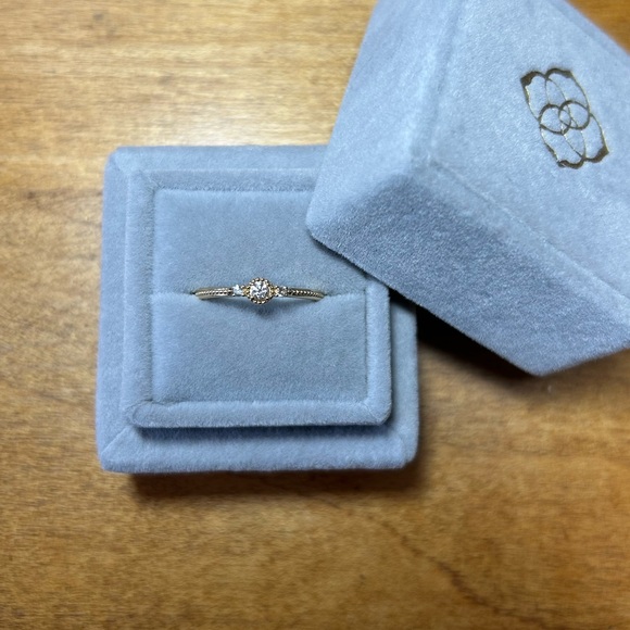 Kendra Scott Ring 14k Gold Diamond Ring - Picture 1 of 7